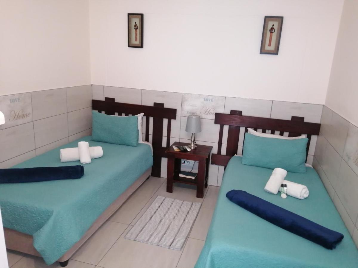 Esperanca Guesthouse Windhoek Ngoại thất bức ảnh