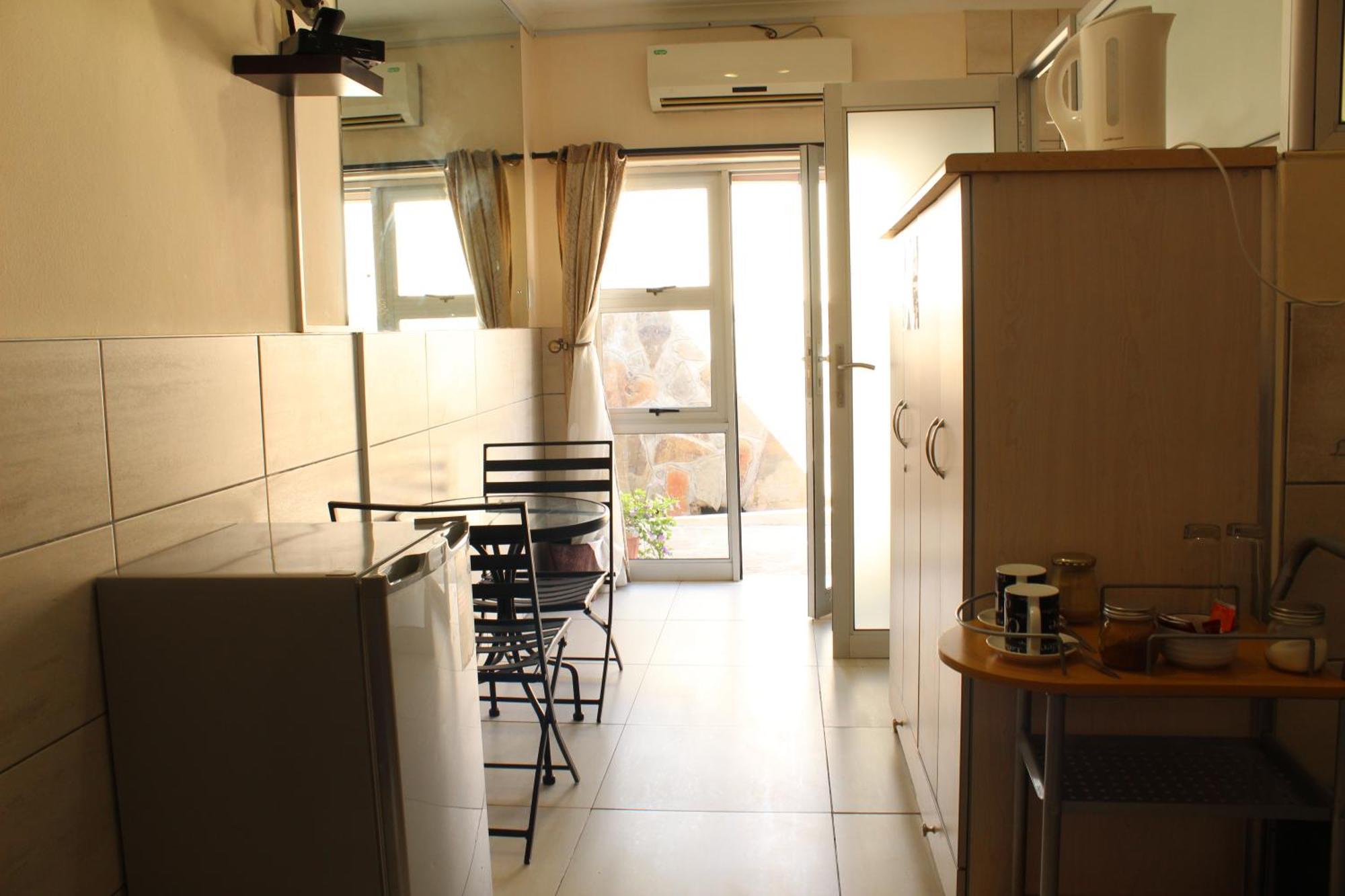 Esperanca Guesthouse Windhoek Ngoại thất bức ảnh
