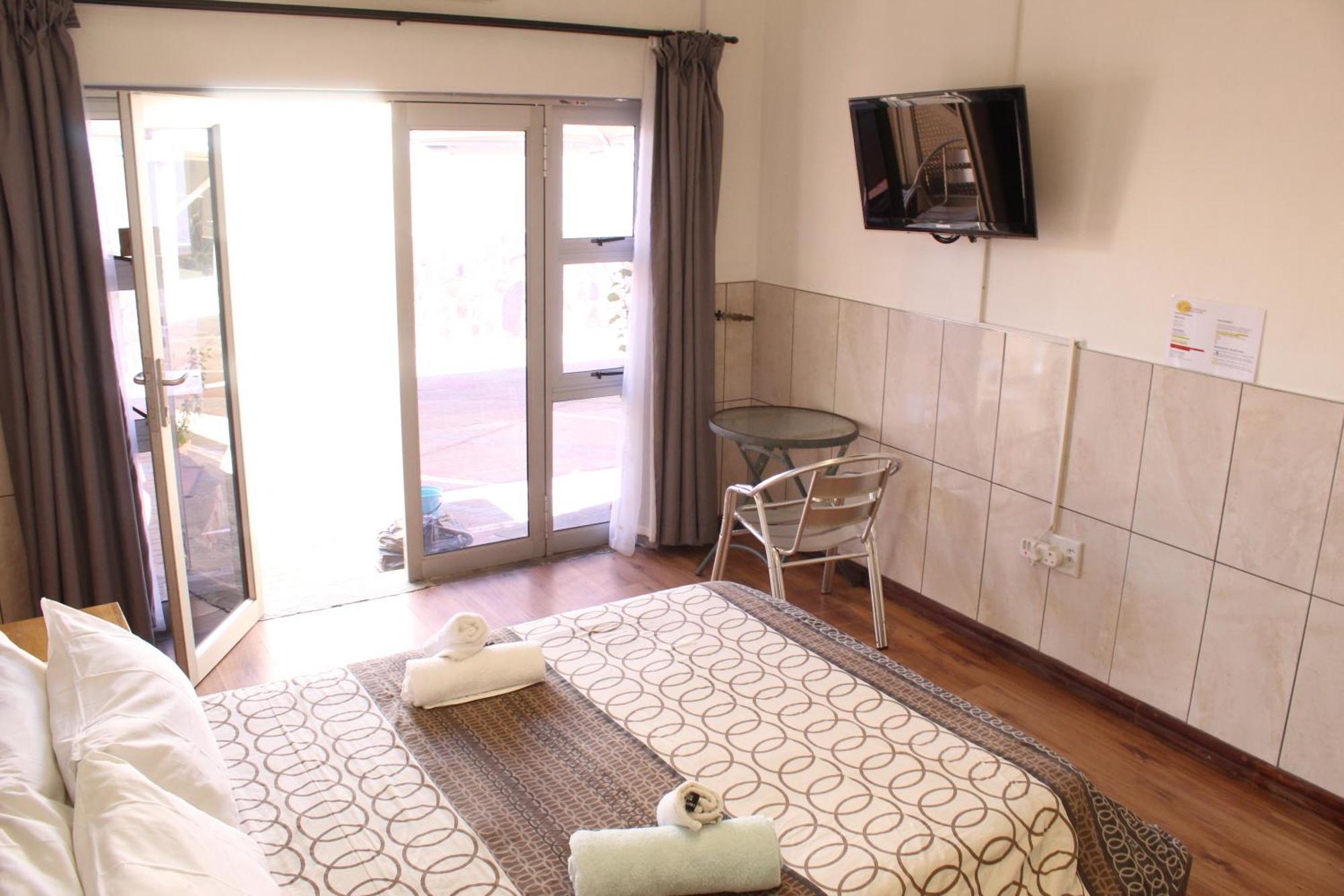 Esperanca Guesthouse Windhoek Ngoại thất bức ảnh